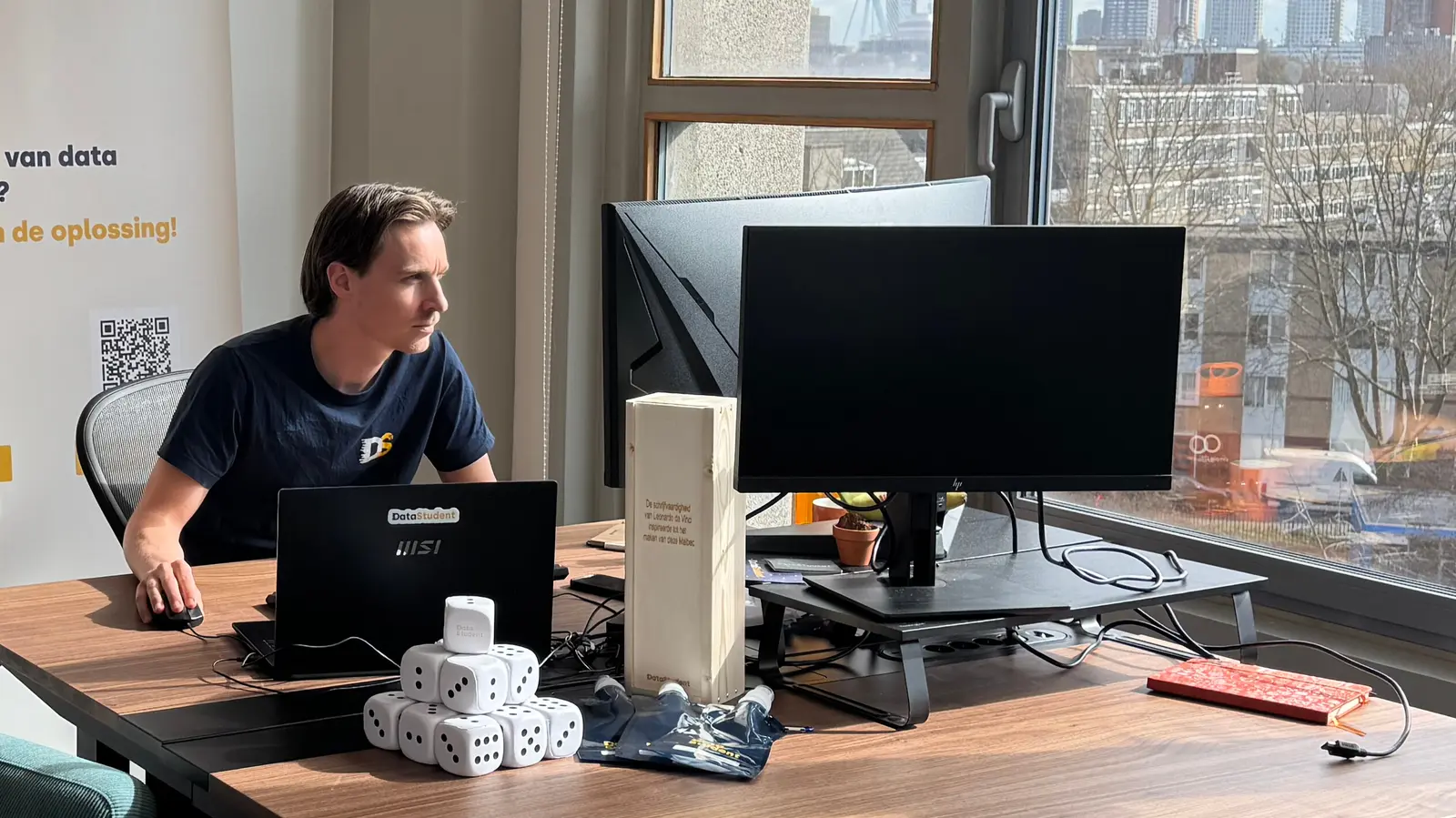 Er wordt op kantoor aan dataproducten gewerkt